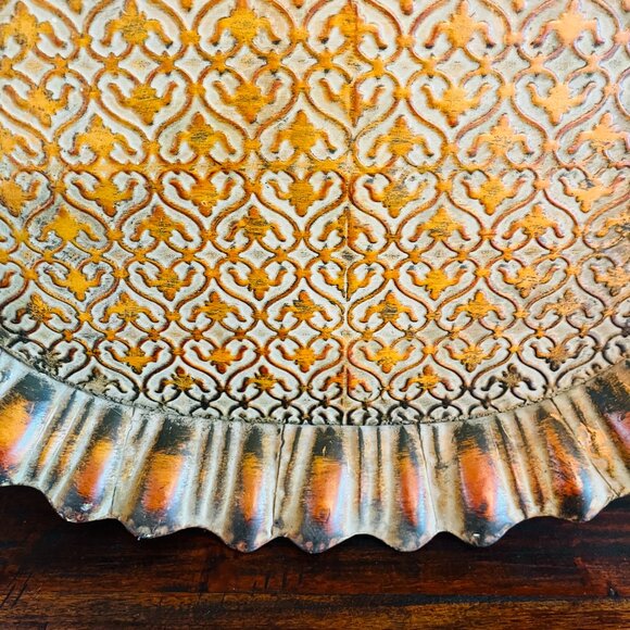 Vintage Tin Oval Serving Tray w/handles Grannycore Traditional 20" by 14" - Picture 6 of 7